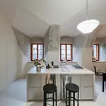 Casarosa , Gotico 아파트